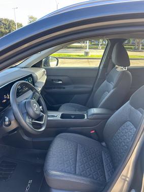 Gun Metallic 2026 Nissan Kicks SV