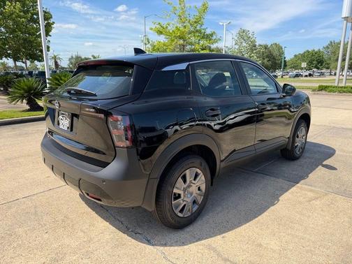 Super Black 2026 Nissan Kicks S