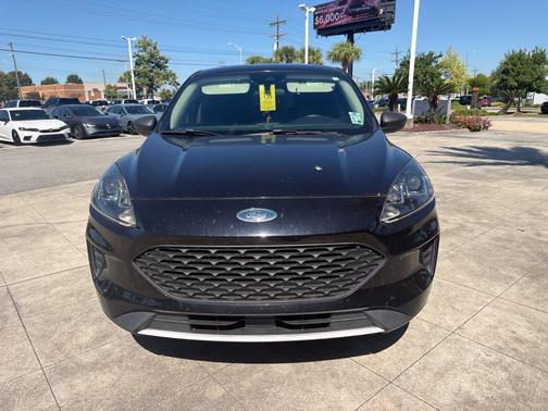 Black Metallic 2020 Ford Escape S