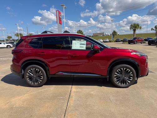 Scarlet Ember Tintcoat 2026 Nissan Rogue Platinum