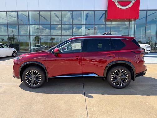 Scarlet Ember Tintcoat 2026 Nissan Rogue Platinum