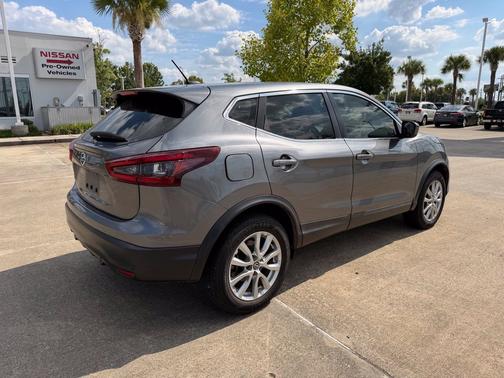 Gun Metallic 2021 Nissan Rogue Sport S