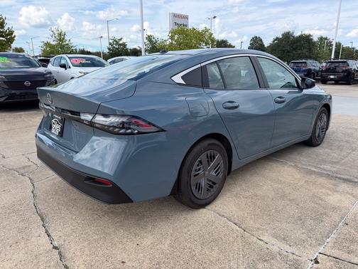 Atlantic Gray Metallic 2027 Nissan Sentra SV