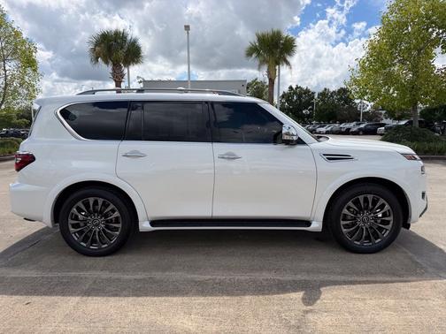 Aspen White Tricoat 2023 Nissan Armada Platinum