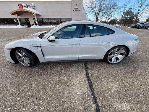 2021 Porsche Taycan 4S