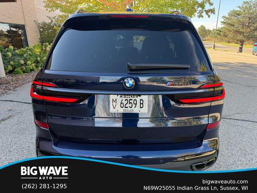 2025 BMW X7 M60i