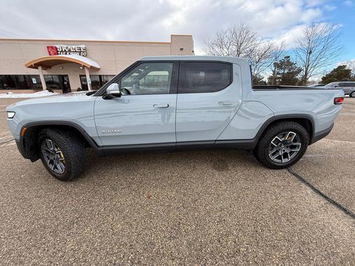 2023 Rivian R1T Adventure Quad Motor Large Pack