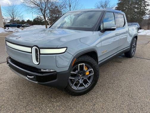 2023 Rivian R1T Adventure Quad Motor Large Pack