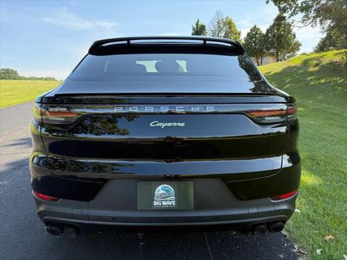 2022 Porsche Cayenne E-Hybrid S