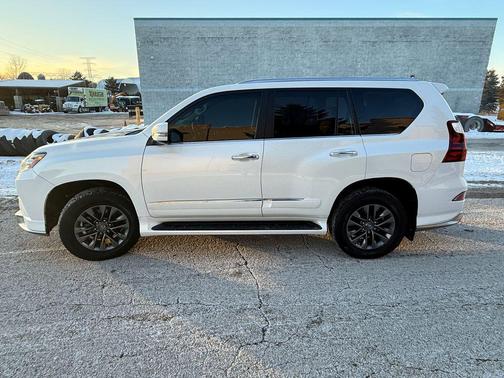 2017 Lexus GX 460 Base