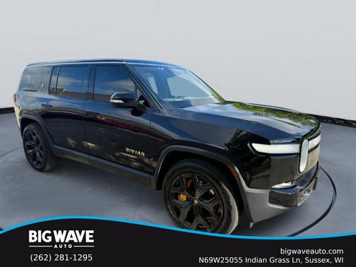 2023 Rivian R1S Adventure