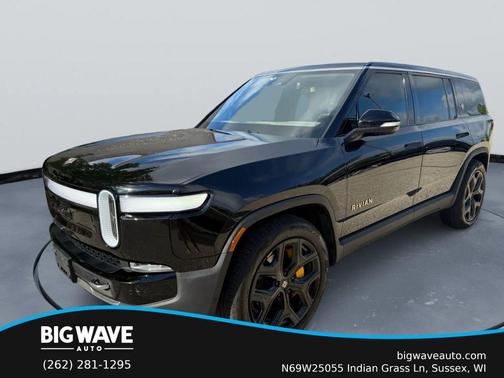 2023 Rivian R1S Adventure