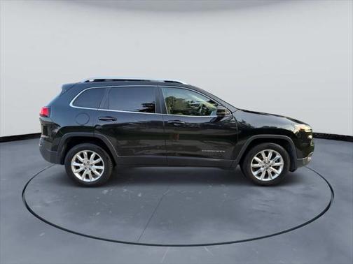 2015 Jeep Cherokee Sport