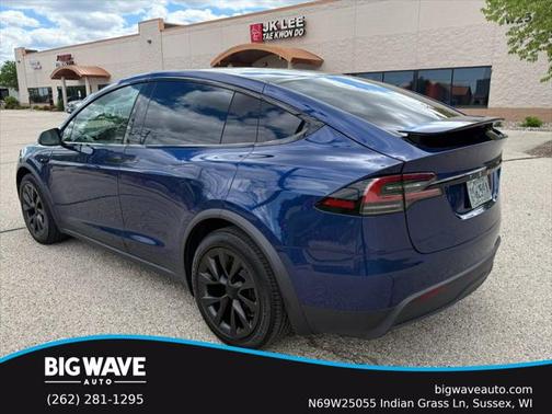 2023 Tesla Model X Standard Range