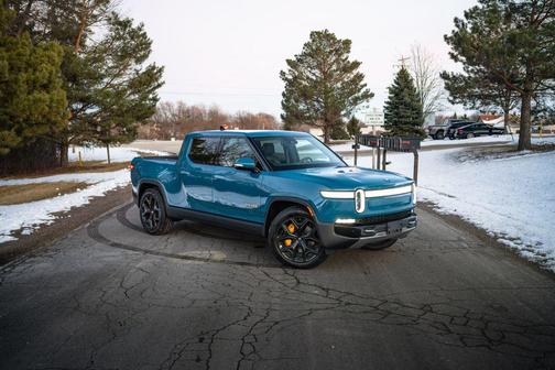 2023 Rivian R1T Adventure Quad Motor Large Pack