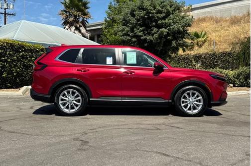 Radiant Red Metallic 2025 Honda CR-V