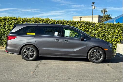 2024 Honda Odyssey 