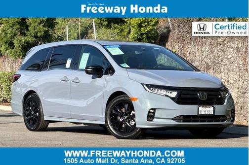 2023 Honda Odyssey 