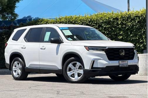 Platinum White Pearl 2024 Honda Pilot