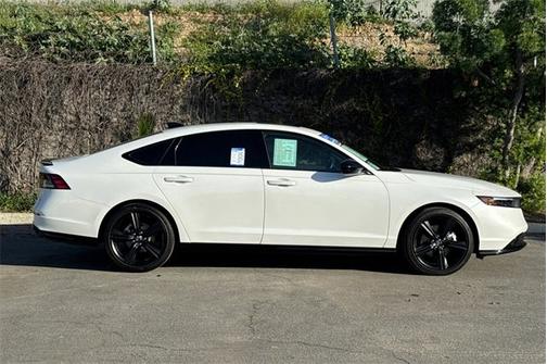 2025 Honda Accord Hybrid 