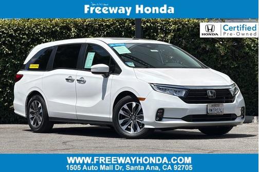 Platinum White Pearl 2024 Honda Odyssey