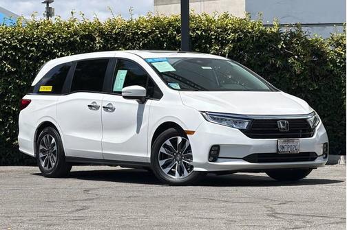 Platinum White Pearl 2024 Honda Odyssey