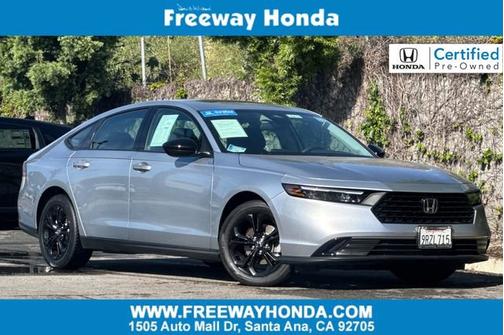 Solar Silver Metallic 2025 Honda Accord