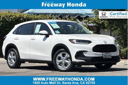 Platinum White Pearl 2025 Honda HR-V