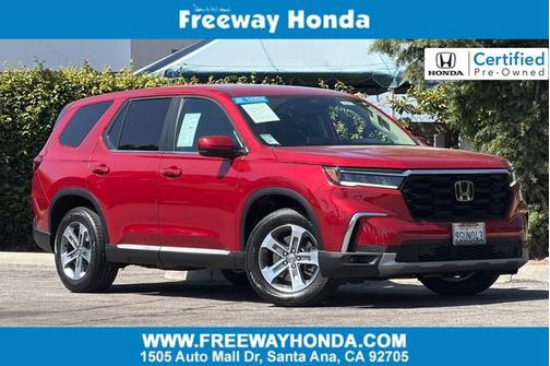 Radiant Red Metallic Ii 2023 Honda Pilot