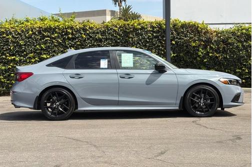 Sonic Gray Pearl 2024 Honda Civic