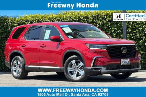 Radiant Red Metallic Ii 2024 Honda Pilot