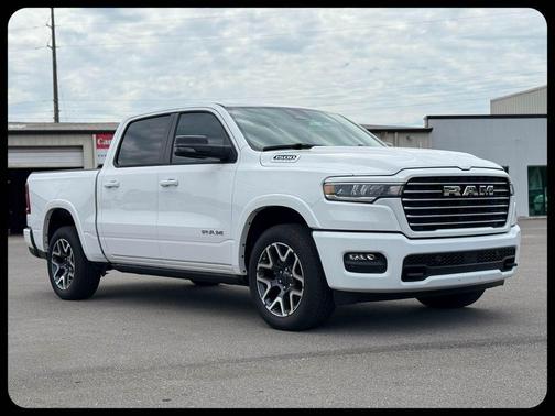 Bright White Clearcoat 2026 RAM 1500 Laramie