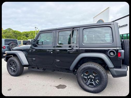 Black Clearcoat 2026 Jeep Wrangler Sport