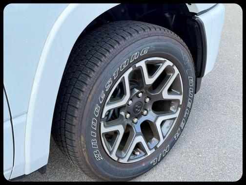 Bright White Clearcoat 2026 RAM 1500 Laramie