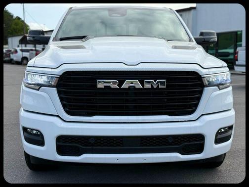 Bright White Clearcoat 2026 RAM 1500 Laramie