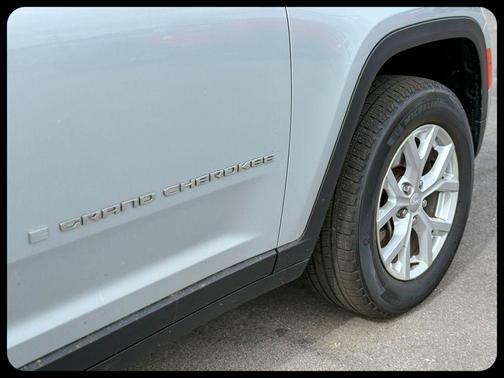 Silver Zynith 2023 Jeep Grand Cherokee L Limited