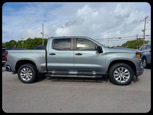 Sterling Gray Metallic 2024 Chevrolet Silverado 1500 Custom