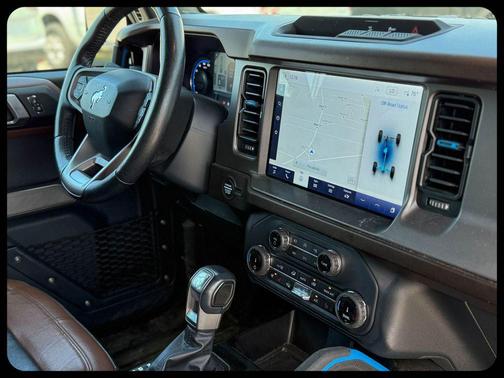 Gray Metallic 2022 Ford Bronco Outer Banks