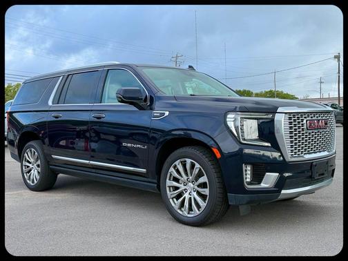 Midnight Blue Metallic 2023 GMC Yukon XL Denali