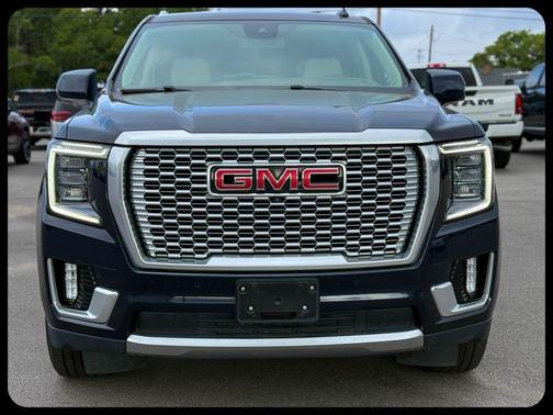 Midnight Blue Metallic 2023 GMC Yukon XL Denali
