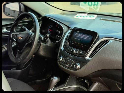 Silver Ice Metallic 2020 Chevrolet Malibu 1LS