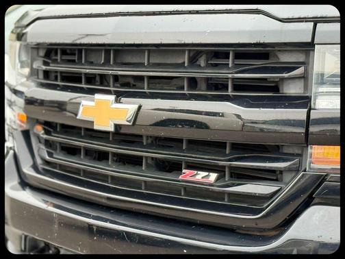 Black 2018 Chevrolet Silverado 1500 LT