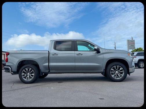 Sterling Gray Metallic 2024 Chevrolet Silverado 1500 LT