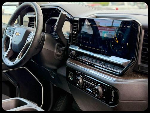 Sterling Gray Metallic 2024 Chevrolet Silverado 1500 LT