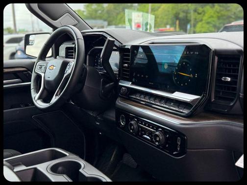 Sterling Gray Metallic 2023 Chevrolet Silverado 1500 LT