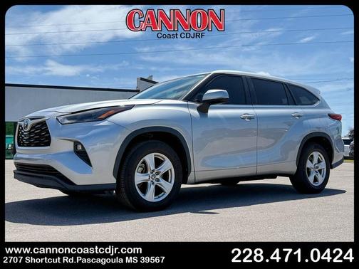 Celestial Silver Metallic 2023 Toyota Highlander LE