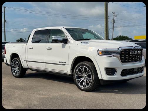 Bright White Clearcoat 2026 RAM 1500 Tungsten