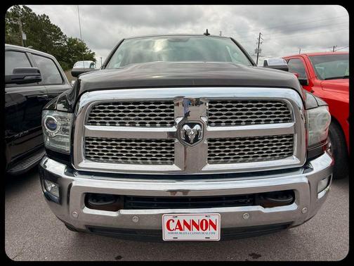 Black Forest Green Pearlcoat 2016 RAM 2500 Laramie