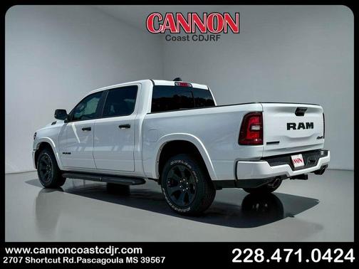 Bright White Clearcoat 2026 RAM 1500 Big Horn/Lone Star