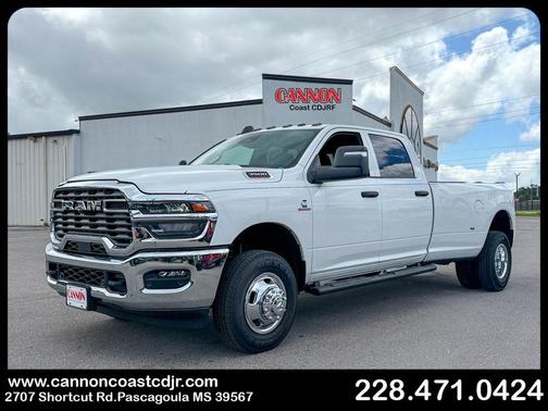 Bright White Clearcoat 2026 RAM 3500 Tradesman